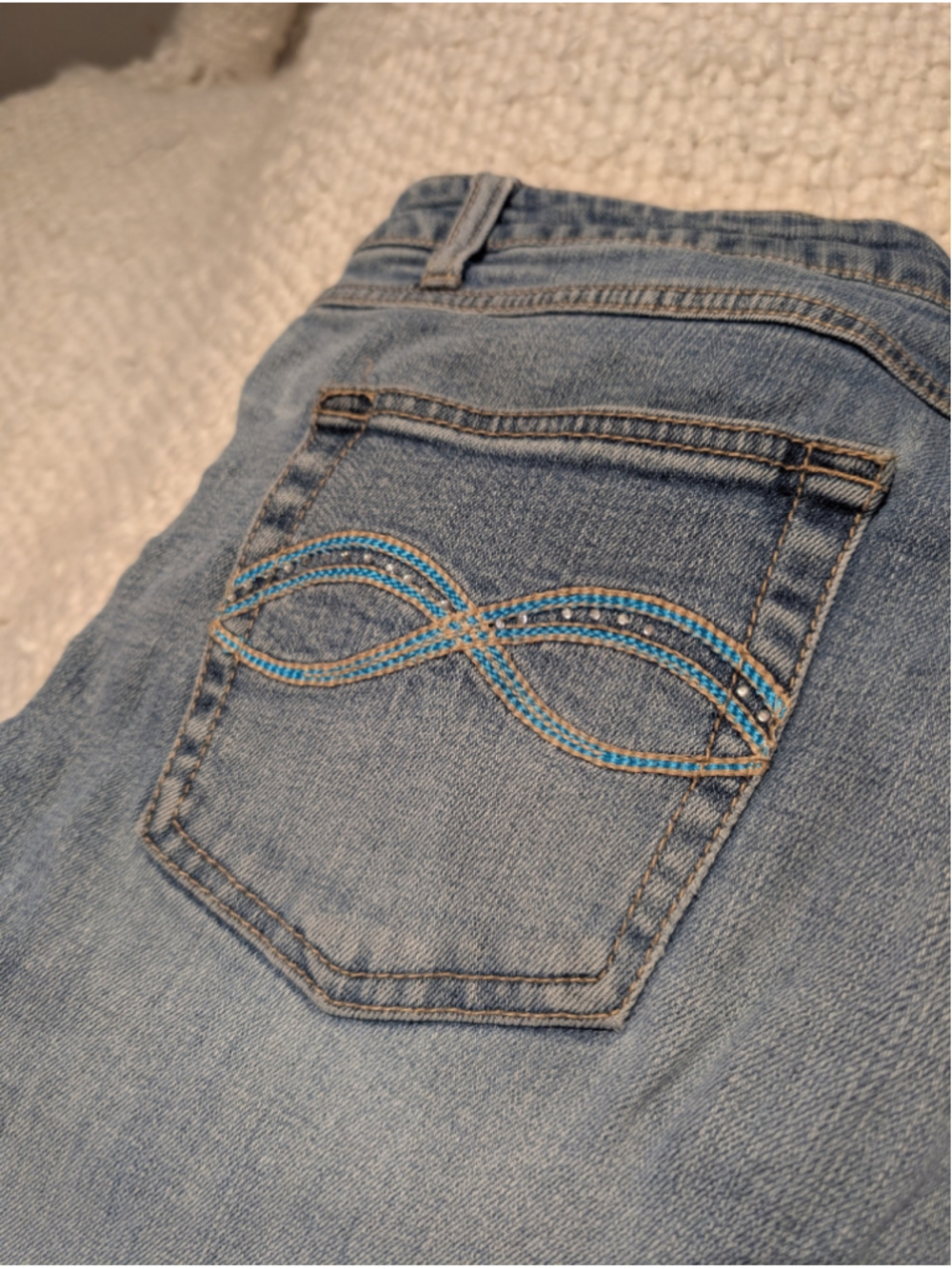 725 - Santana Jeans Y2K Size 30 Embroidered Floral Bootcut Flare Jeans - Picture 6 of 10